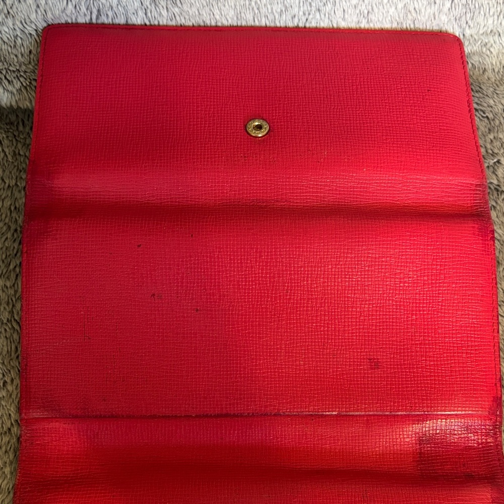 Authentic Vintage MCM Fuchsia Continental Wallet with Gold Accents and COA - Picture 15 of 16